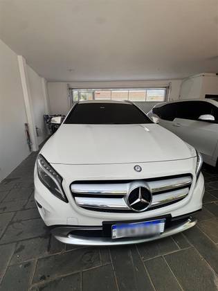 MERCEDES-BENZ GLA 200 1.6 CGI ADVANCE 16V TURBO FLEX 4P AUTOMÁTICO